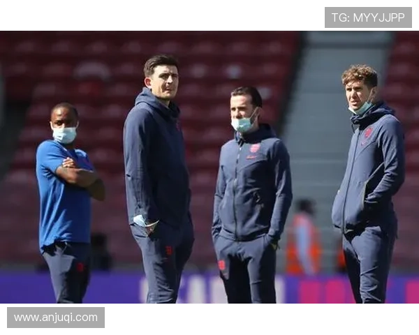 记者称芒特利马缺席曼联周中训 记者称芒特利马缺席曼联周中训